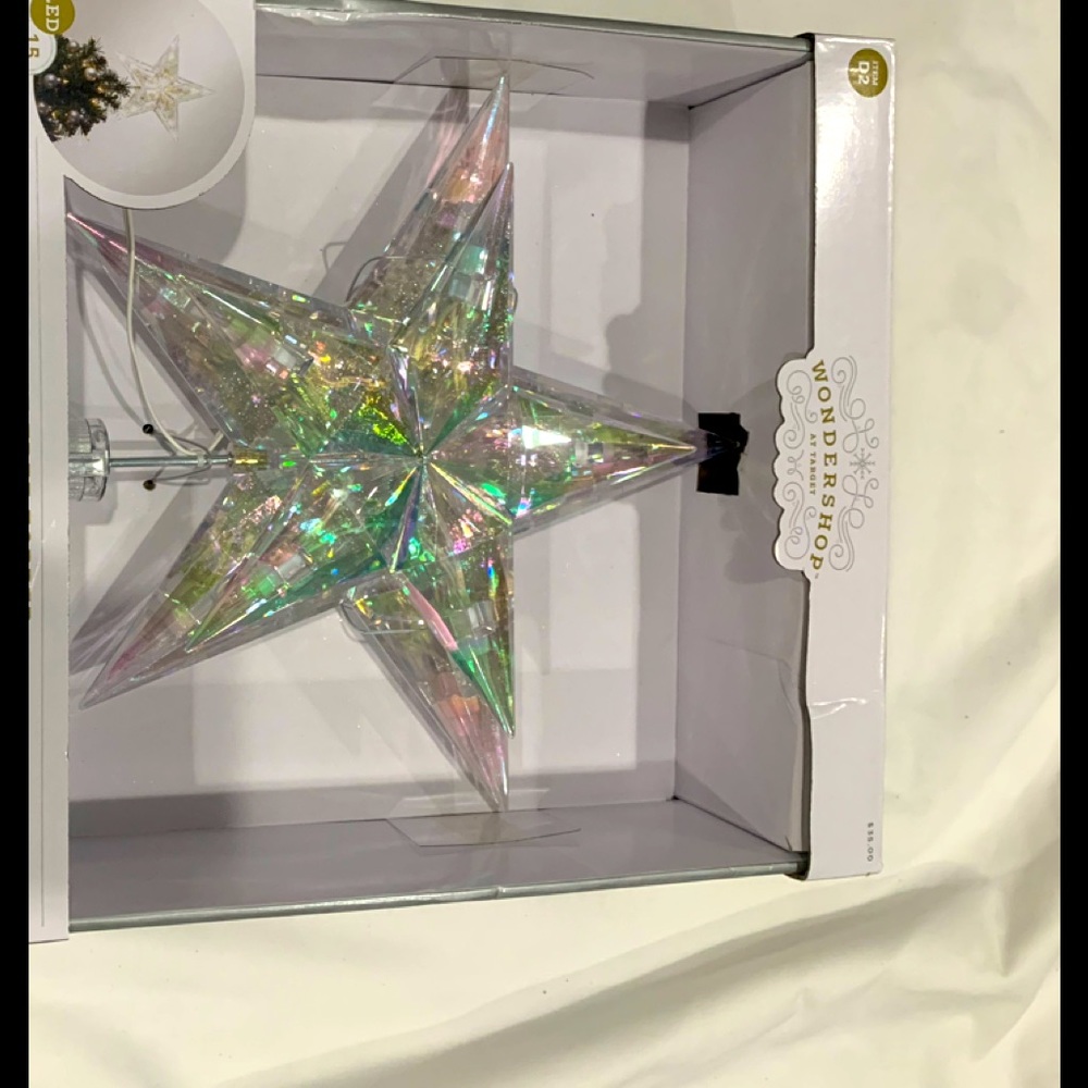 Led lit tree topper